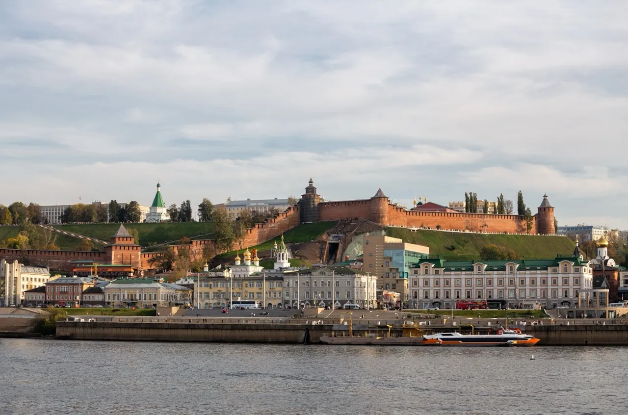 Nizhne-Volzhskaya Embankment
