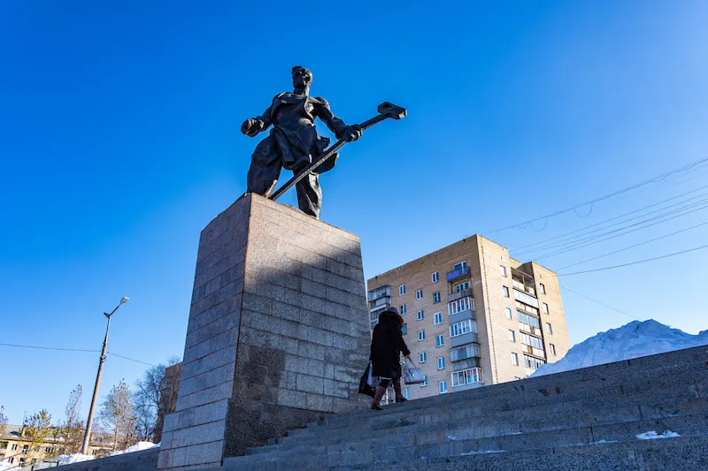“The Steelworker” Monument