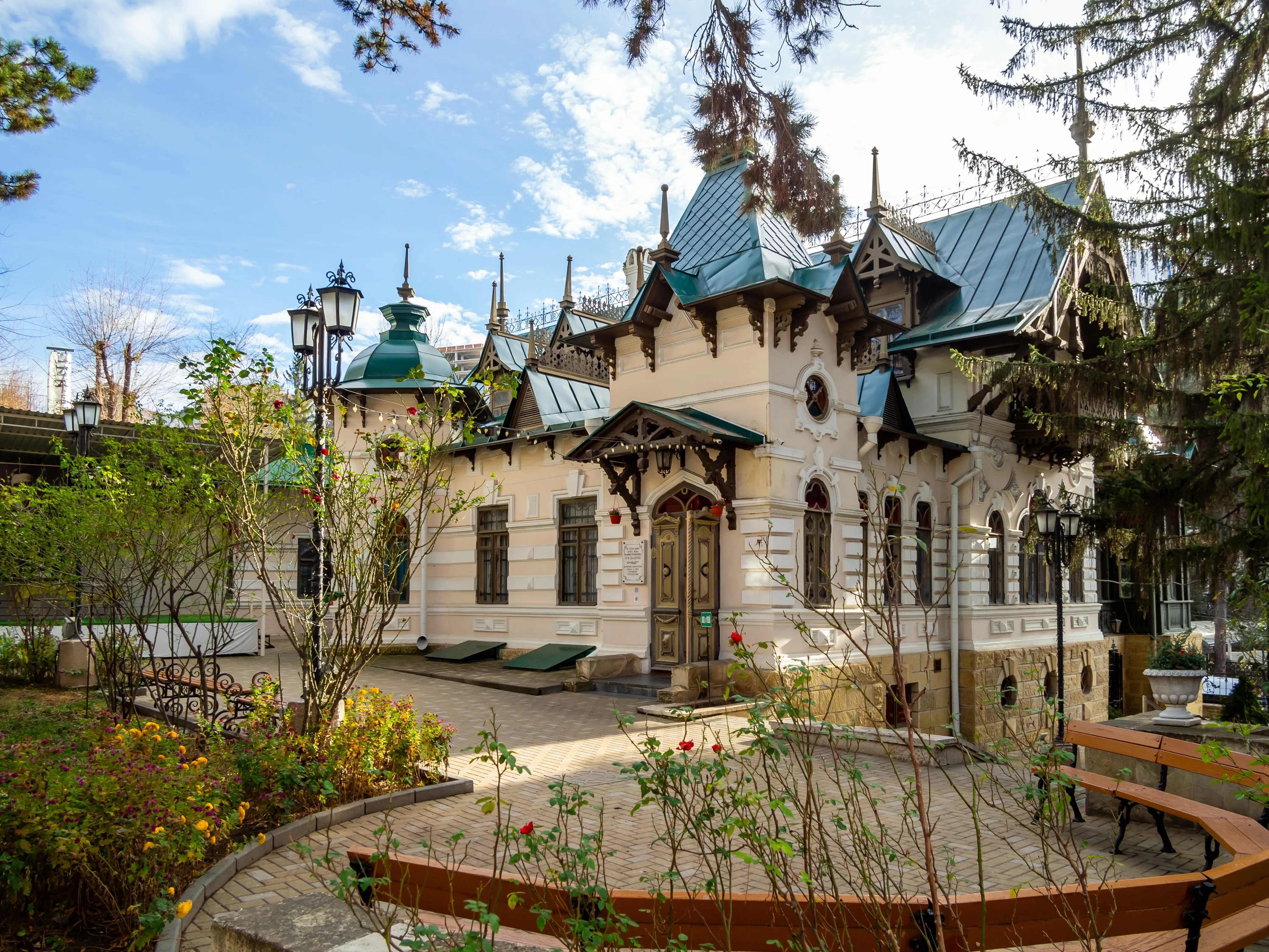 “Shalyapin's Dacha” Museum