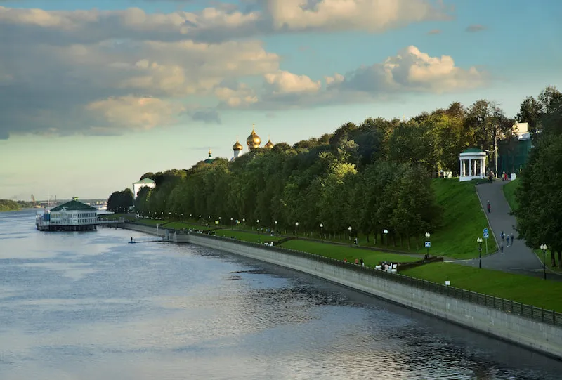 Volga Embankment