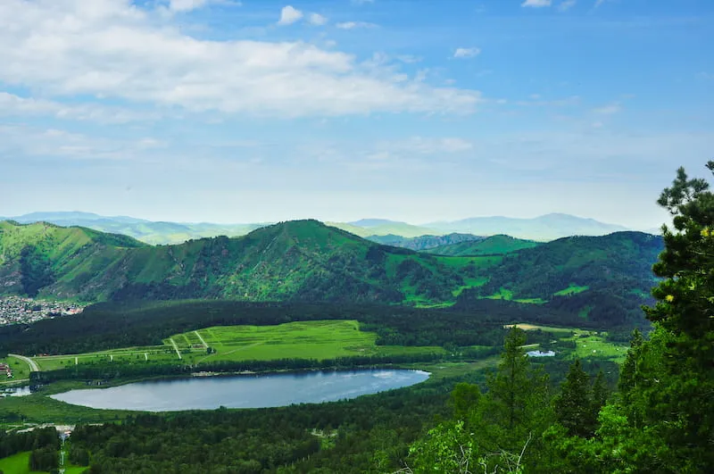 Manzherok Lake
