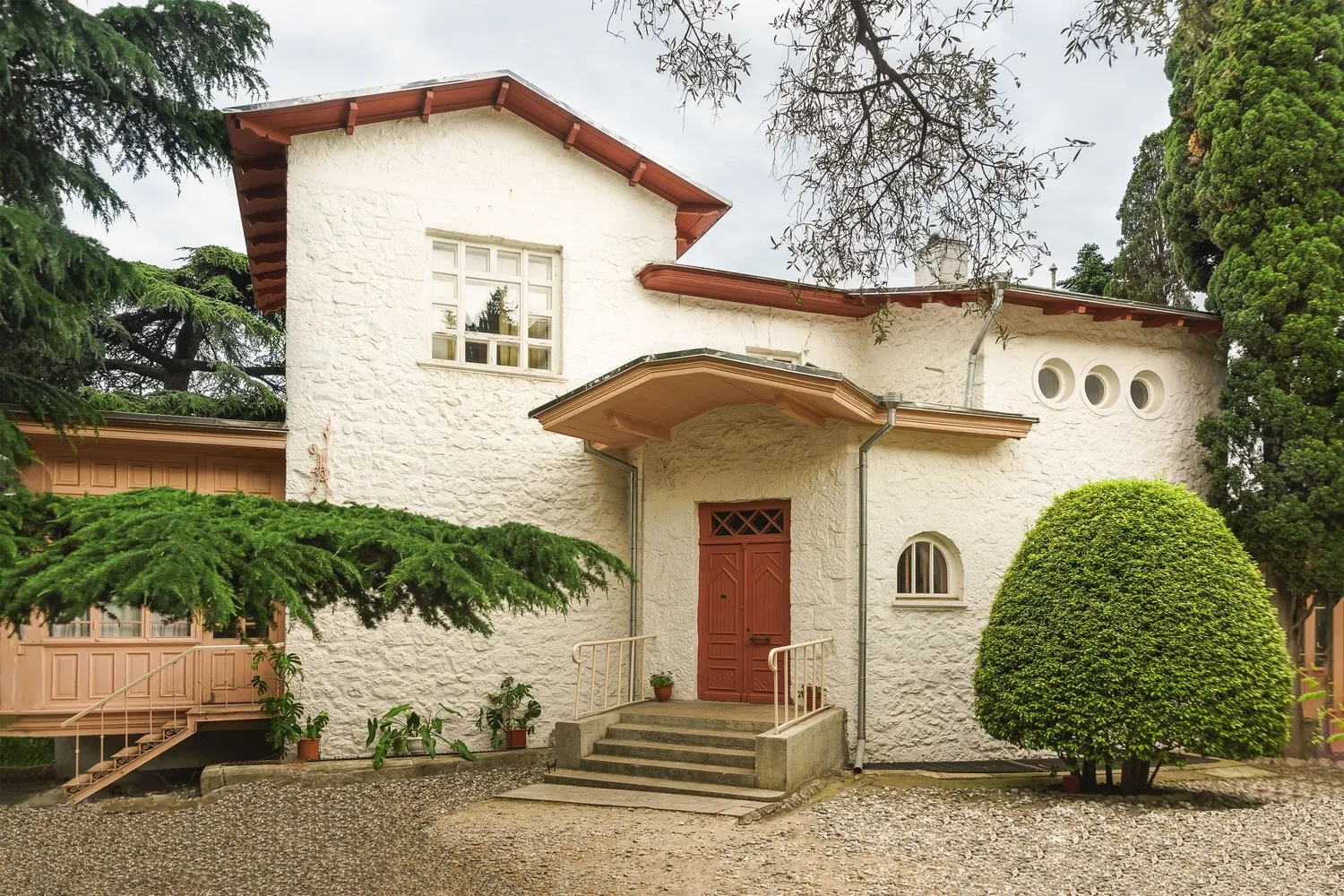 Chekhov House Museum (White Dacha)