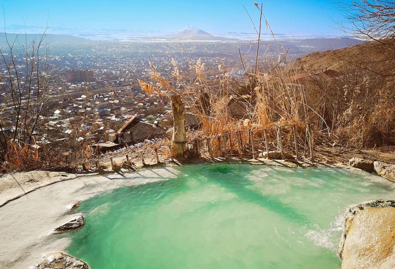 Besshtyzhie Baths (Historic Open-Air Baths)