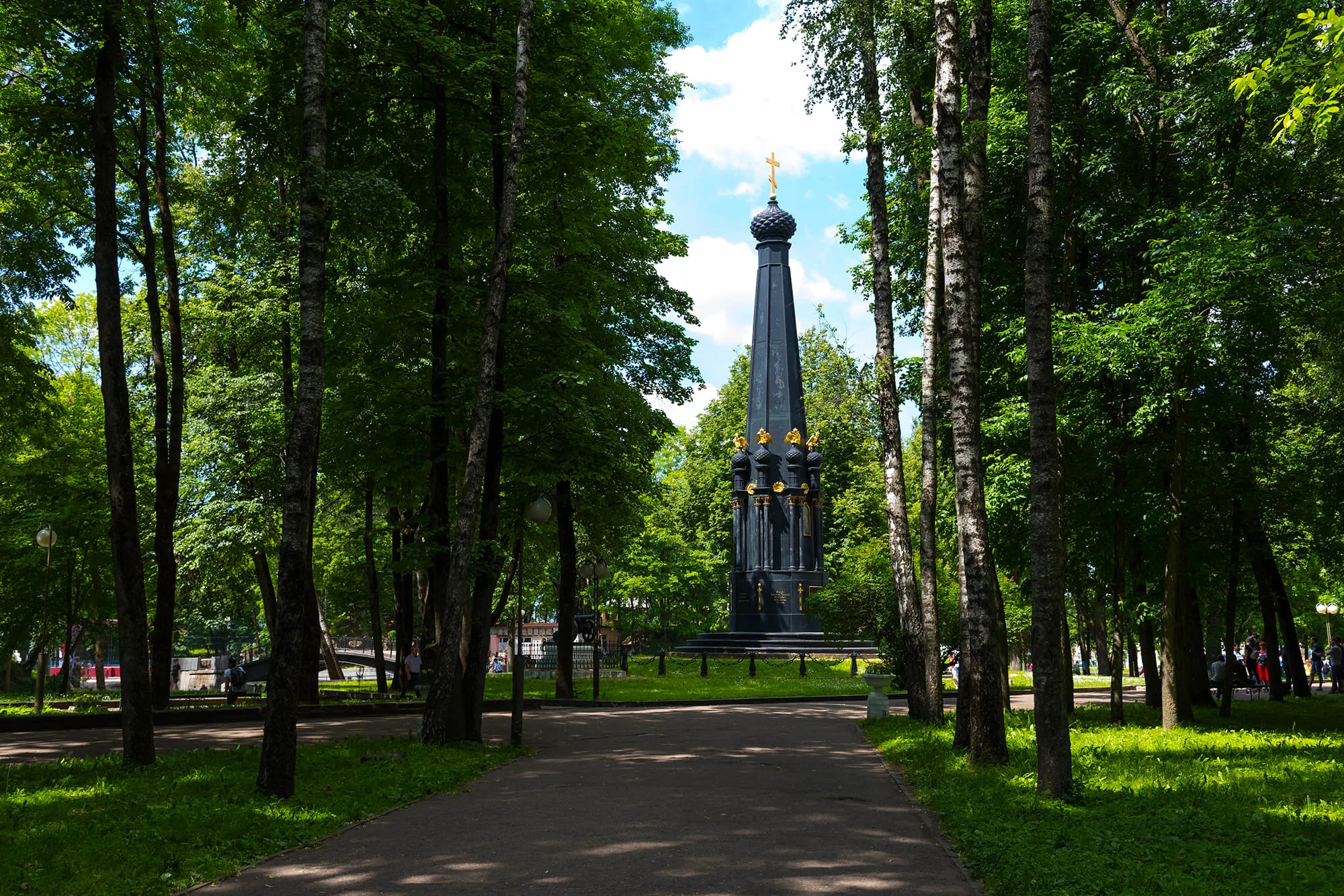 "Lopatin Garden" Park