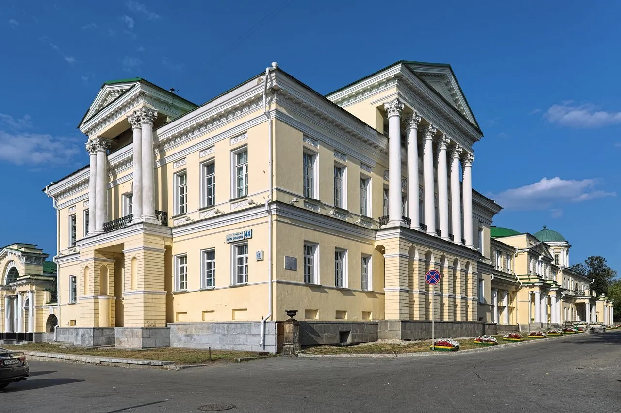 Rastorguyev-Kharitonov Estate