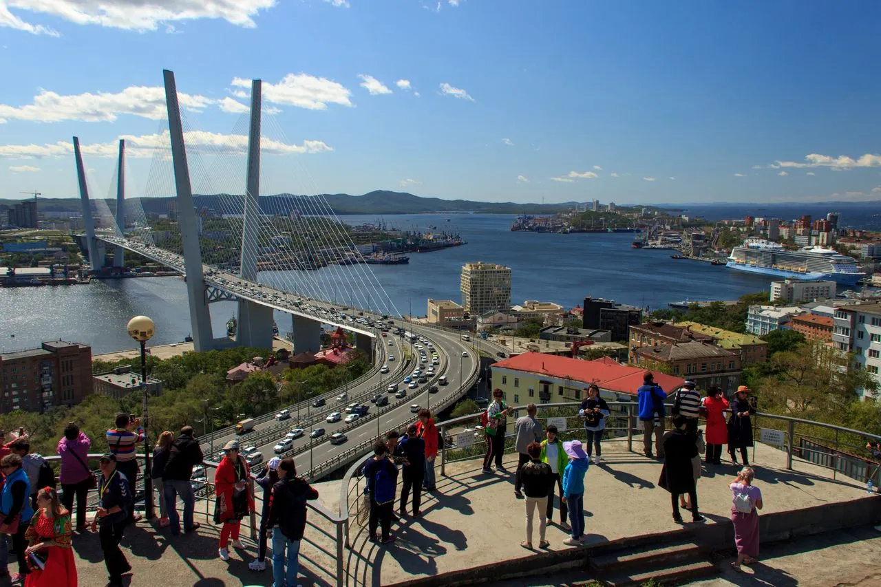 Viewpoint at "Eagle’s Nest Hill"